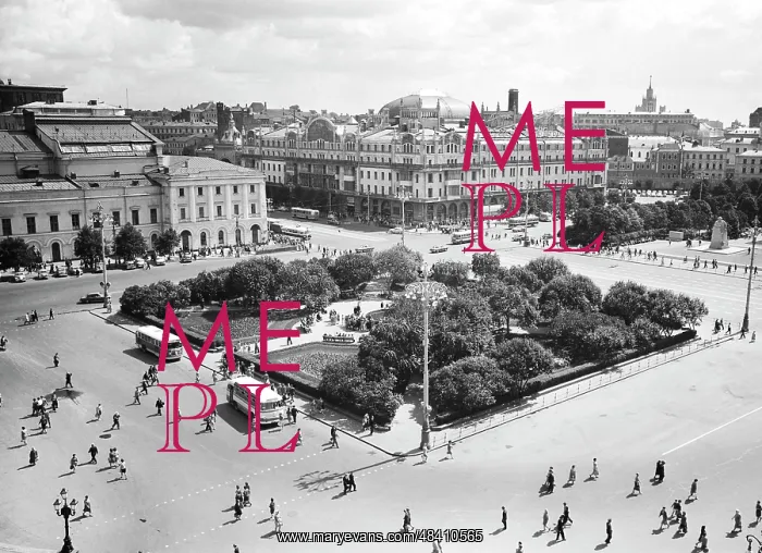 : Views of Moscow : Views of Moscow