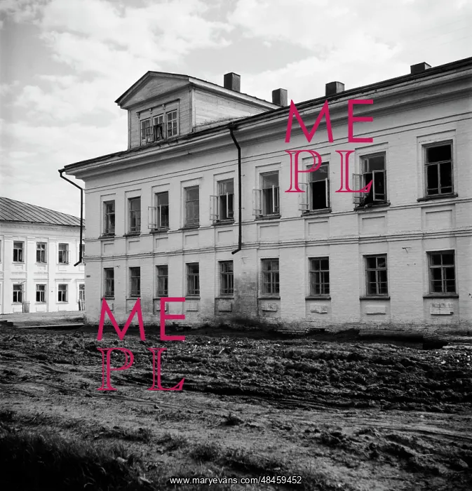 : Views of Orlov - Khalturin : Views of Orlov - Khalturin