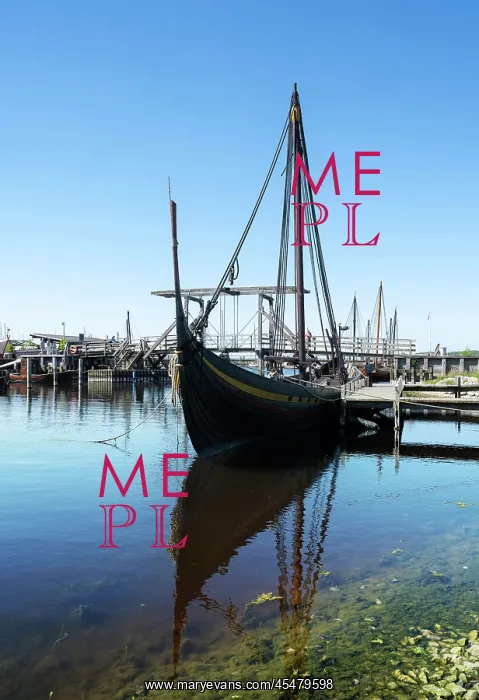 : Viking ship reconstruction, Viking Ship Museum, Roskilde : Viking ship reconstruction, Viking Ship Museum, Roskilde