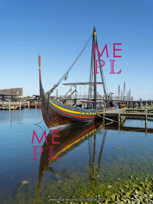 : Viking ship reconstruction, Viking Ship Museum, Roskilde : Viking ship reconstruction, Viking Ship Museum, Roskilde