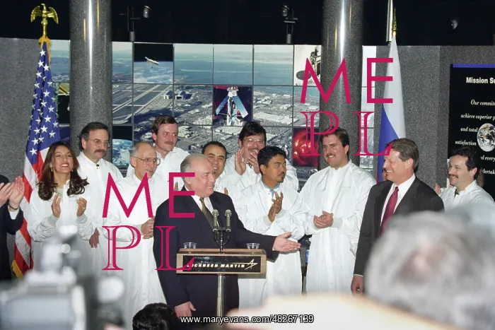 : Viktor Chernomyrdin visit to Lockheed Martin Corporation : Viktor Chernomyrdin visit to Lockheed Martin Corporation