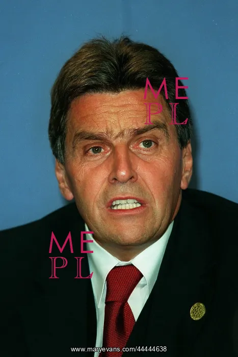  : Viktor Klima