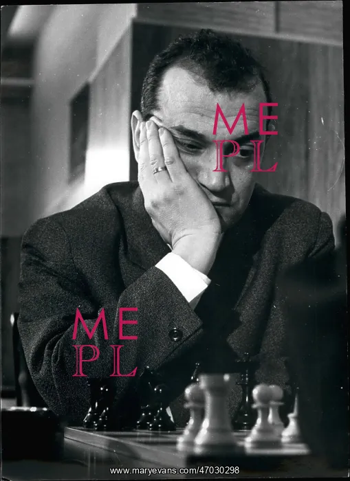 : Viktor Korchnoi, Soviet chess champion, Amsterdam : Viktor Korchnoi, Soviet chess champion, Amsterdam