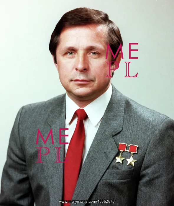 : Viktor Savinykh : Viktor Savinykh