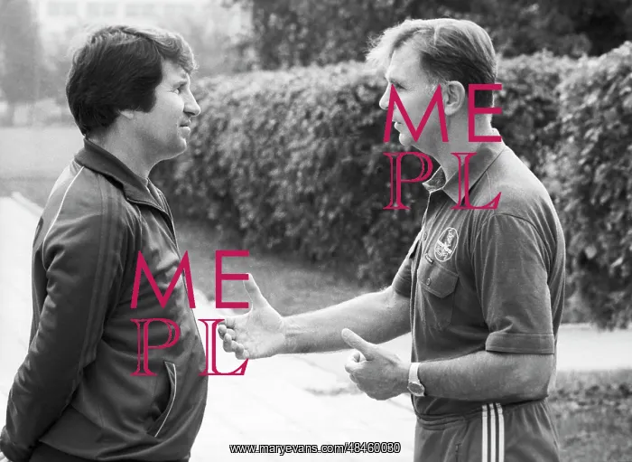 : Viktor Tikhonov and Eduard Malofeyev, 1987 : Viktor Tikhonov and Eduard Malofeyev, 1987