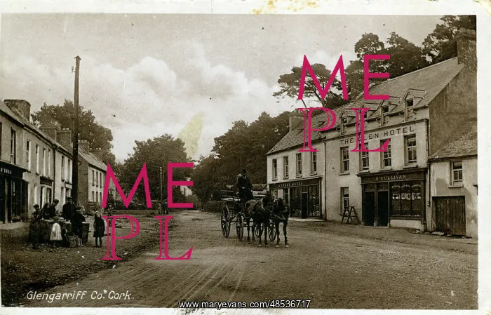 : The Village, Glengarriff, Co Cork : The Village, Glengarriff, Co Cork
