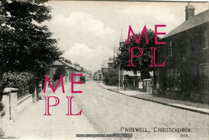: The Village, Purewell, Dorset : The Village, Purewell, Dorset