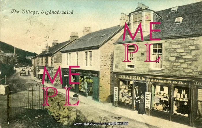 : The Village, Tighnabruaich : The Village, Tighnabruaich