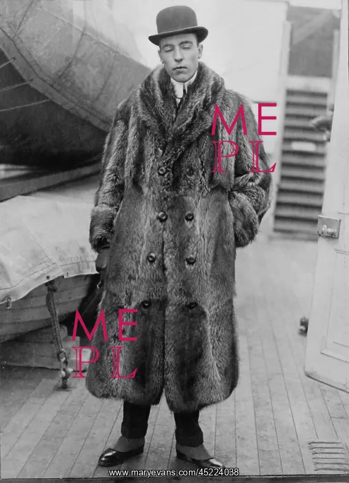 : Vincent Astor (1891-1959), on deck of ship ? : Vincent Astor (1891-1959), on deck of ship ?