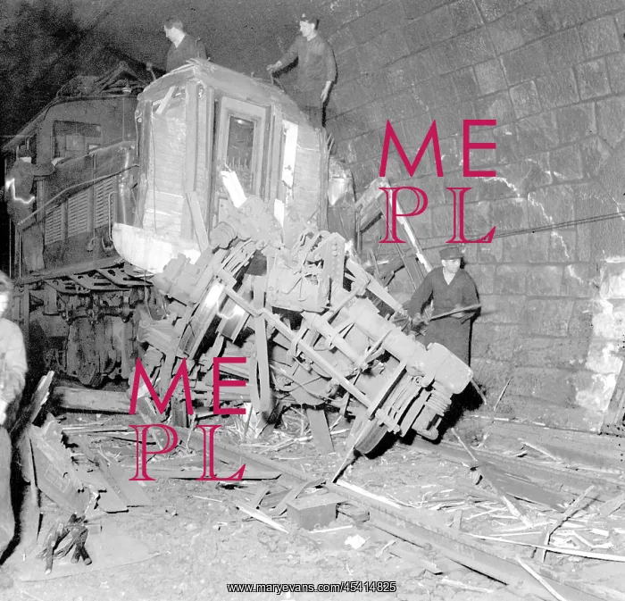  : Vinohrady tunnel - train accident