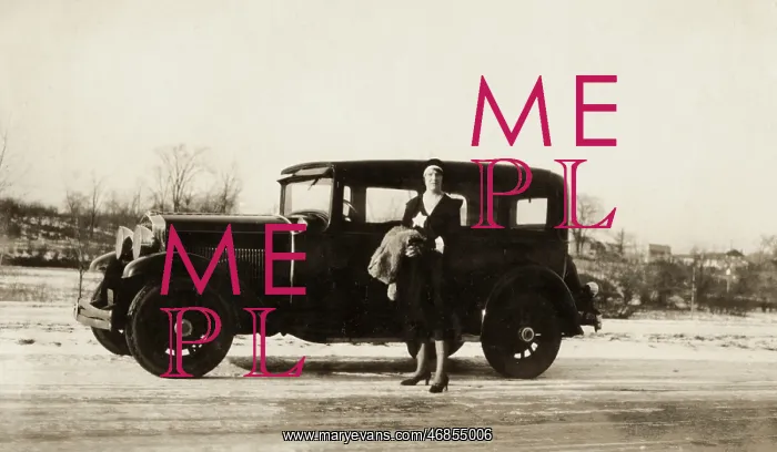  : Vintage car