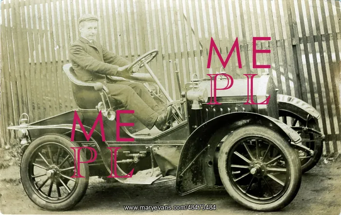  : Vintage Car (awaiting identification), England