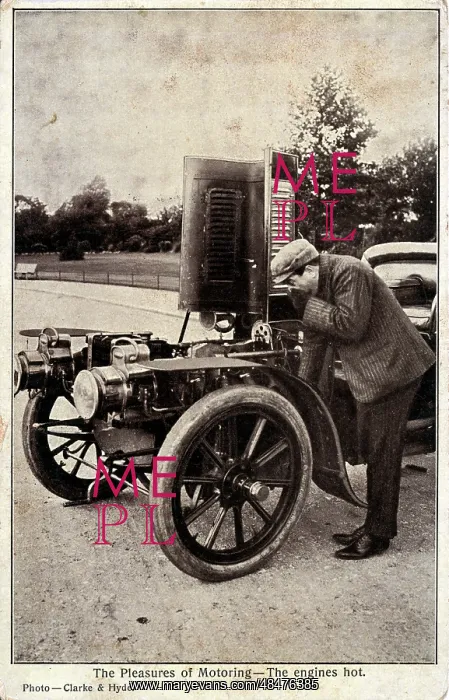 : Vintage Car (awaiting identification - possibly a Panhard et : Vintage Car (awaiting identification - possibly a Panhard et