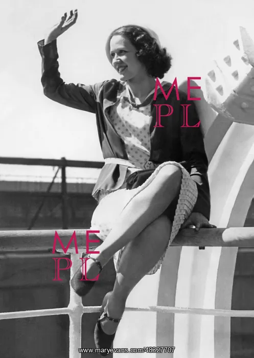 : Viola Dobos, 1927 : Viola Dobos, 1927