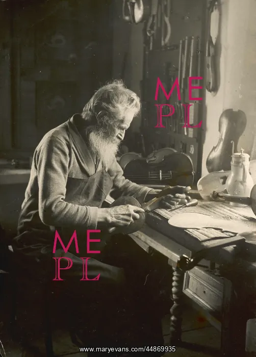 : VIOLIN MAKER 1930S : VIOLIN MAKER 1930S