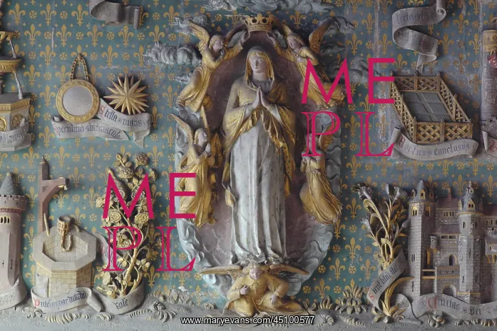 : Virgin polychrome relief, Collegiate Church of : Virgin polychrome relief, Collegiate Church of