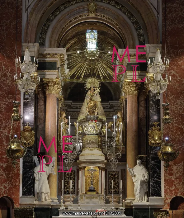 : Virgin statue, Real Basilica de nuestra Senora : Virgin statue, Real Basilica de nuestra Senora