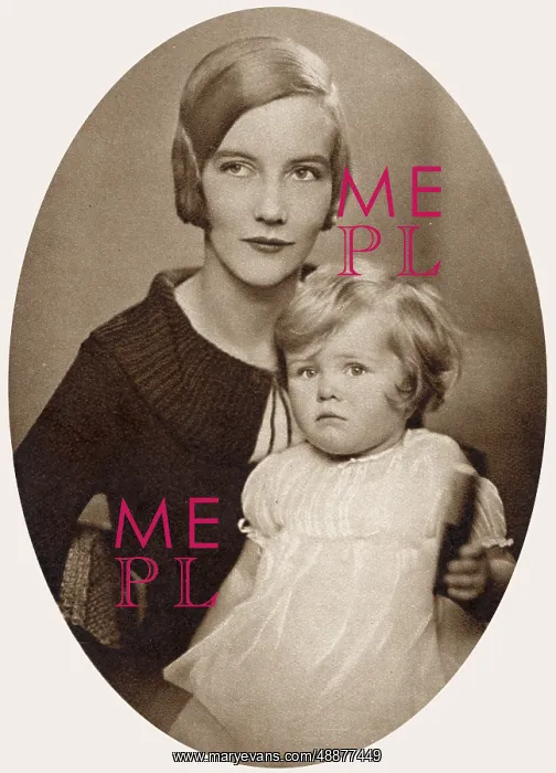 : Virgina McKenna as a baby : Virgina McKenna as a baby