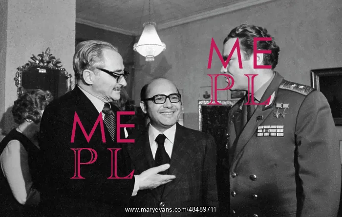 : The visit of R. Escovar Salom to the USSR : The visit of R. Escovar Salom to the USSR