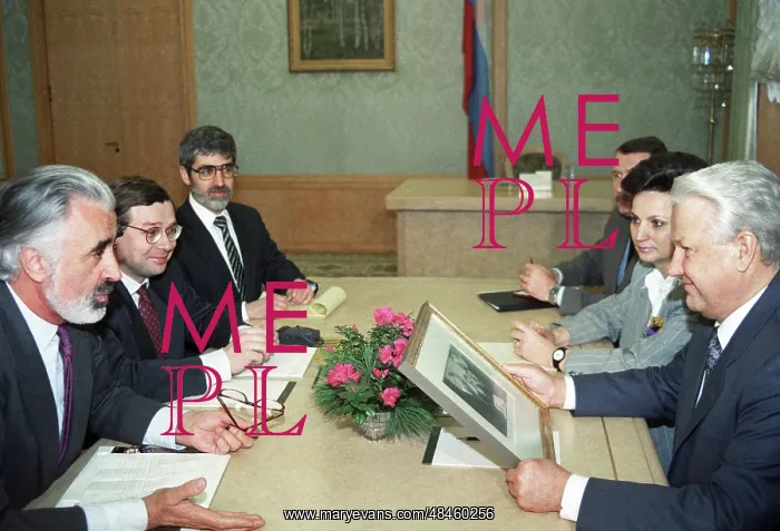 : Visit of UNESEF Director to Russia, 1992 : Visit of UNESEF Director to Russia, 1992