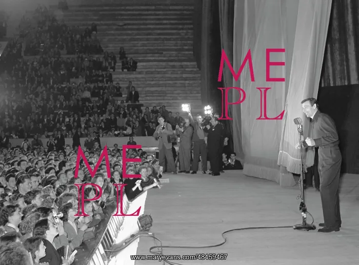 : Visit of Yves Montand to USSR : Visit of Yves Montand to USSR