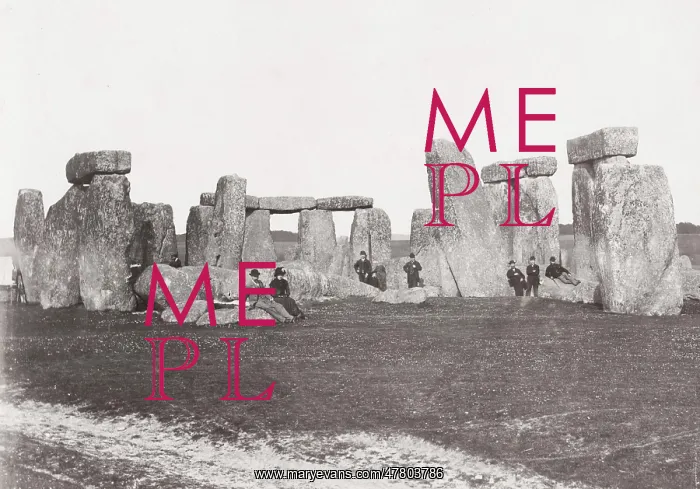  : Visitors at Stonehenge, England