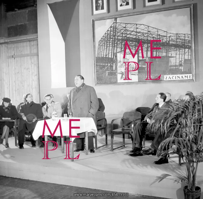 : Vitezslav Nezval - poet : Vitezslav Nezval - poet