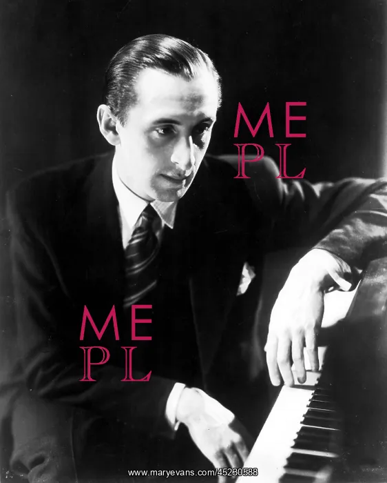 : Vladimir Horowitz, circa 1930s? : Vladimir Horowitz, circa 1930s?