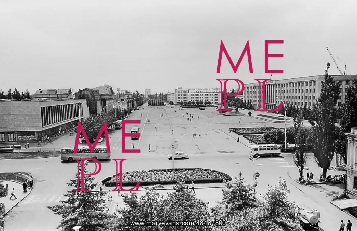: Vladimir Lenin Square. Stavropol, 1977 : Vladimir Lenin Square. Stavropol, 1977