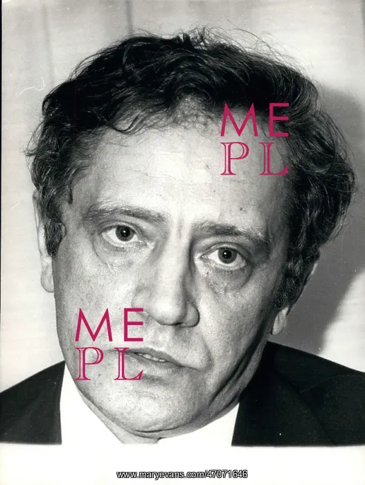 : Vladimir Maksimov, Soviet writer, in Paris : Vladimir Maksimov, Soviet writer, in Paris