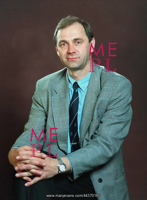  : Vladimir Yelagin