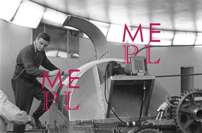 : Vladislav Volkovs training in centrifuge, 1971 : Vladislav Volkovs training in centrifuge, 1971