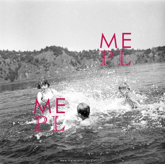 : Vltava River - swimming - fun - water splashing : Vltava River - swimming - fun - water splashing