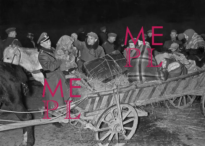 : Volhynia Germans immigrate to Germany, 1939 : Volhynia Germans immigrate to Germany, 1939