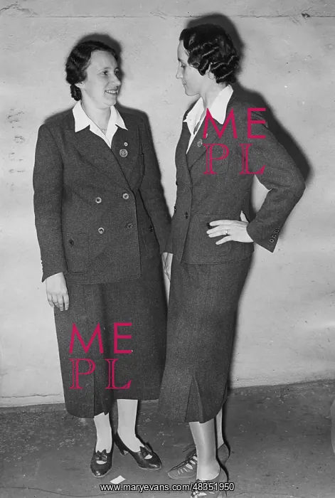 : Volksspflegerin - nurse, 1939 : Volksspflegerin - nurse, 1939