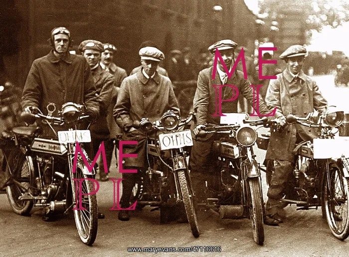  : Volunteer Motorcyclists in WW1