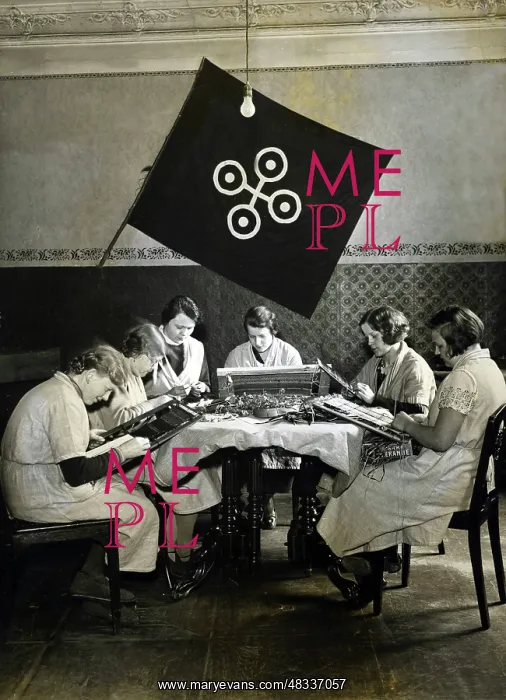 : Volunteers at work in a camp of the Voluntary : Volunteers at work in a camp of the Voluntary