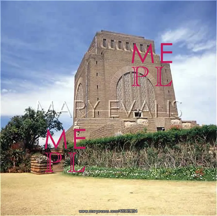 : VOORTREKKER MONUMENT : VOORTREKKER MONUMENT