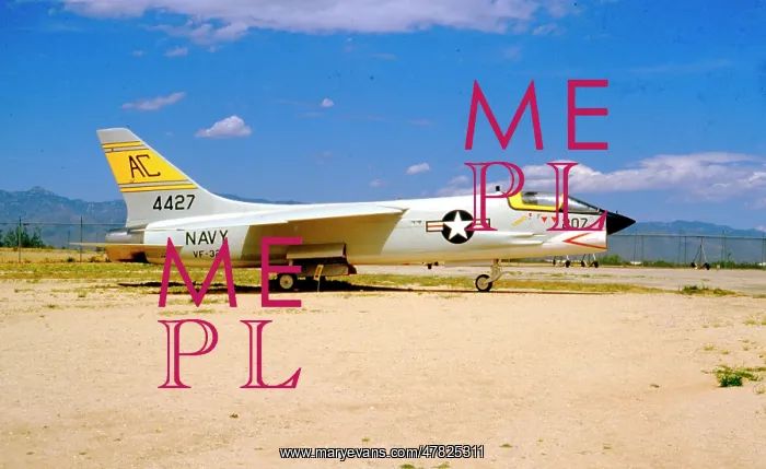 : Vought DF-8F Crusader 1444427 : Vought DF-8F Crusader 1444427