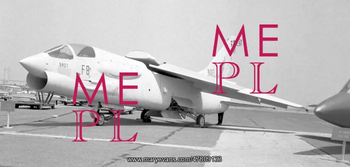 : Vought F-8 Crusader : Vought F-8 Crusader