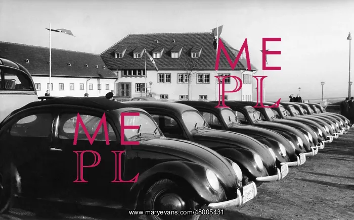 : VW Beetle at the rest stop Magdeburg Boerde, 1939 : VW Beetle at the rest stop Magdeburg Boerde, 1939