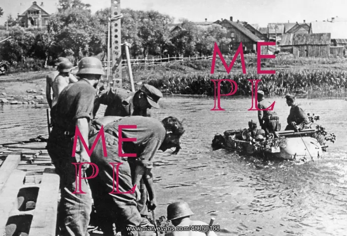 : VW Schwimmwagen in war deployment, 1944 : VW Schwimmwagen in war deployment, 1944