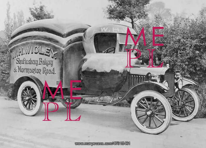 : W H Wigley bakery van, Birmingham : W H Wigley bakery van, Birmingham