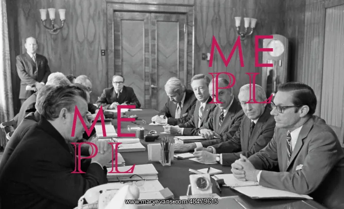 : W. Simon visits the USSR : W. Simon visits the USSR