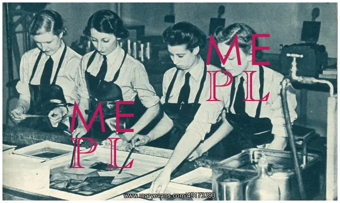 : W.A.A.F. Lab Workers : W.A.A.F. Lab Workers