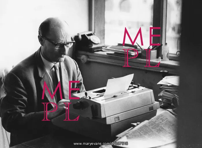 : Bill Wainwright, journalist and Communist Party member : Bill Wainwright, journalist and Communist Party member