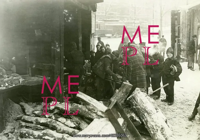 : Waiting for wood, 1929 / 30 : Waiting for wood, 1929 / 30