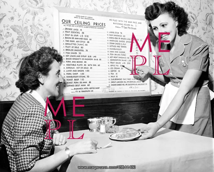  : Waitress, 1944. ?