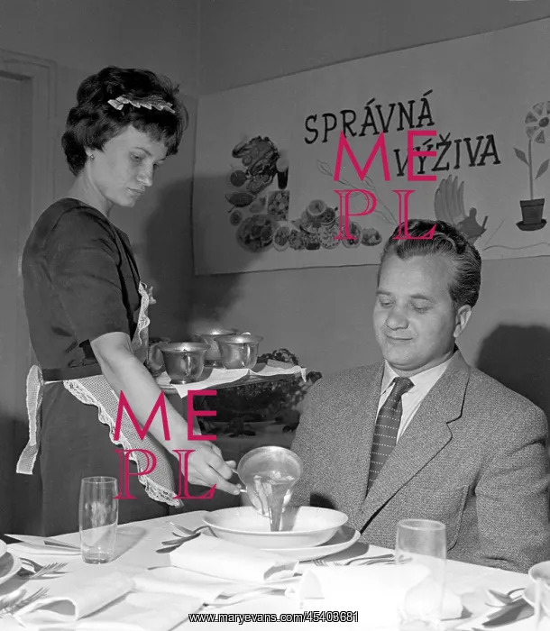 : Waitress - soup - serving - meal : Waitress - soup - serving - meal