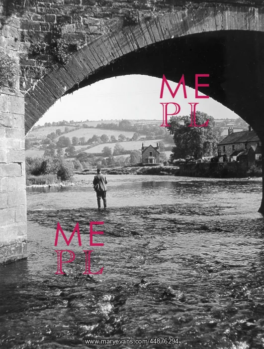 : WALES / RIVER USK : WALES / RIVER USK